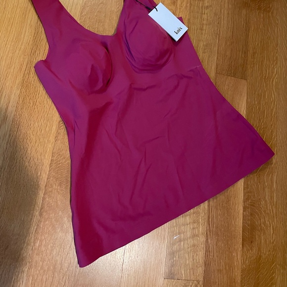 Knix Evolution Tank - Picture 3 of 5